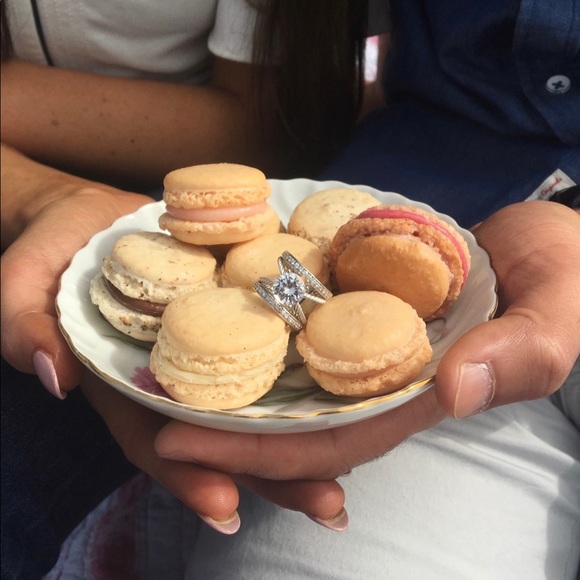 Size 5 Custom White Sapphire white gold and small diamond bands wedding ring - Picture 1 of 7